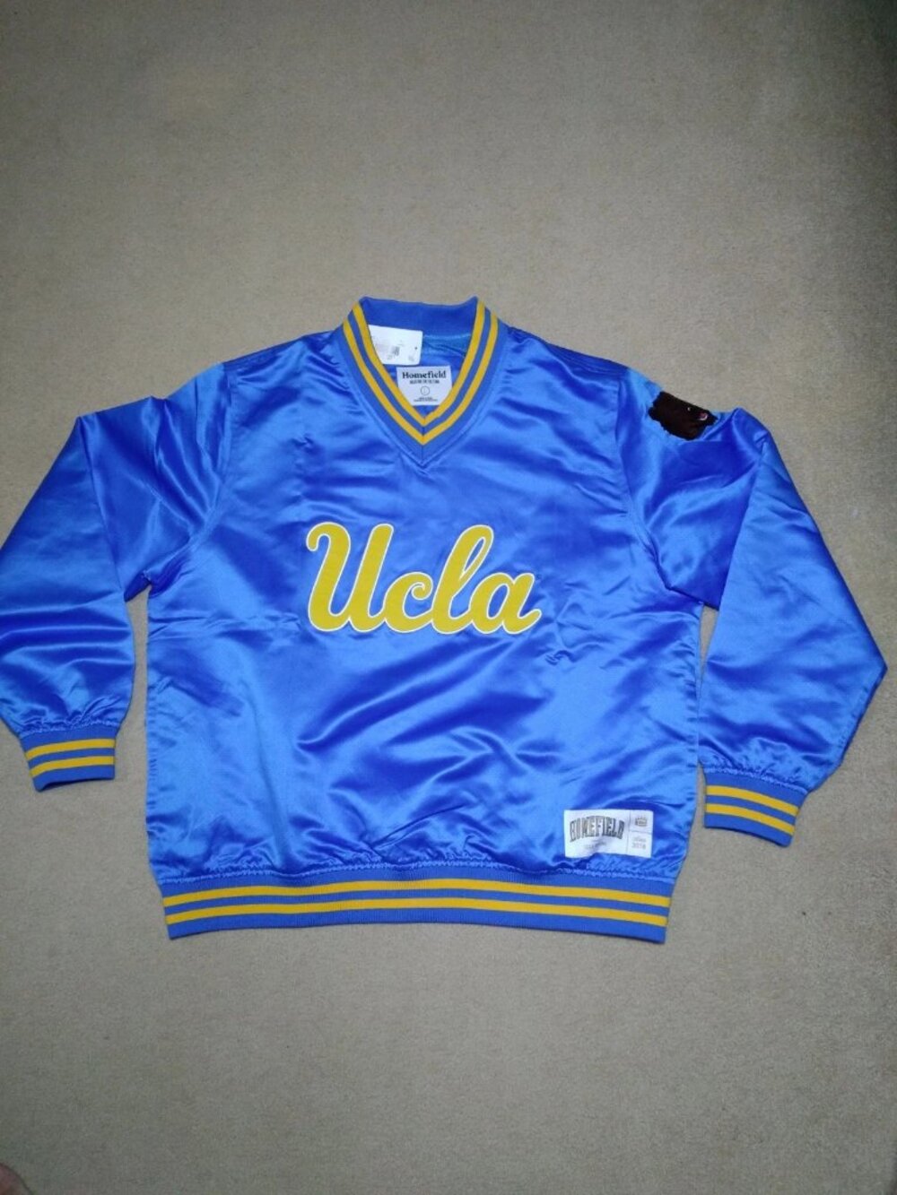 UCLA Campus Classic Joe Bruin Pullover Men's Large Retro Satin Embroidered New